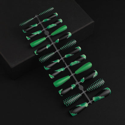 Artificial nails in an elegant design with a modern play of colors Acalora