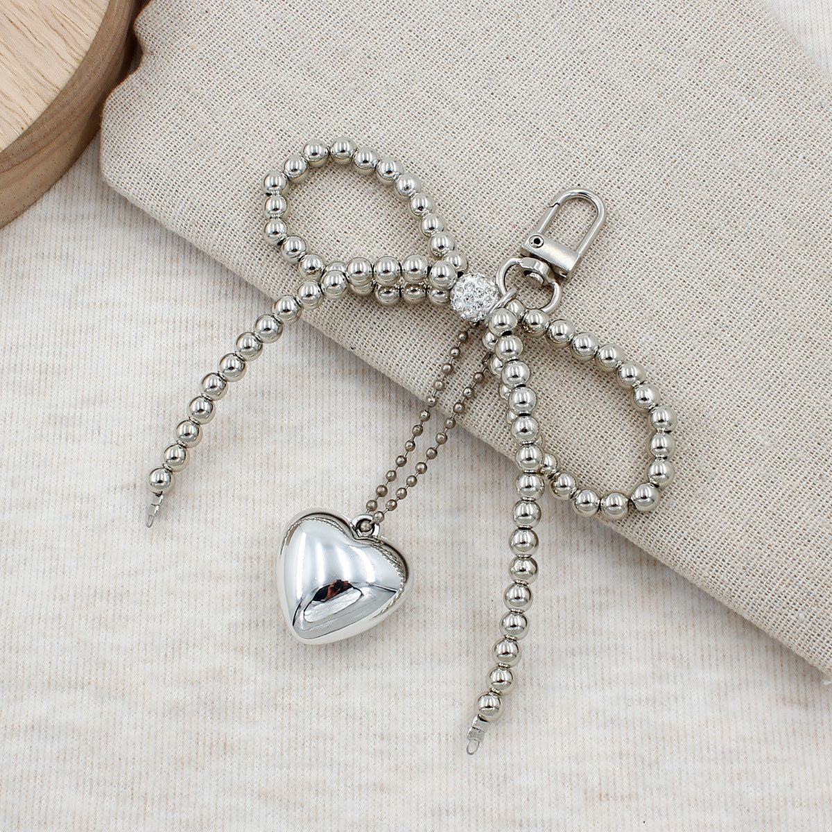 Elegant Pearl Bow Keychain Acalora