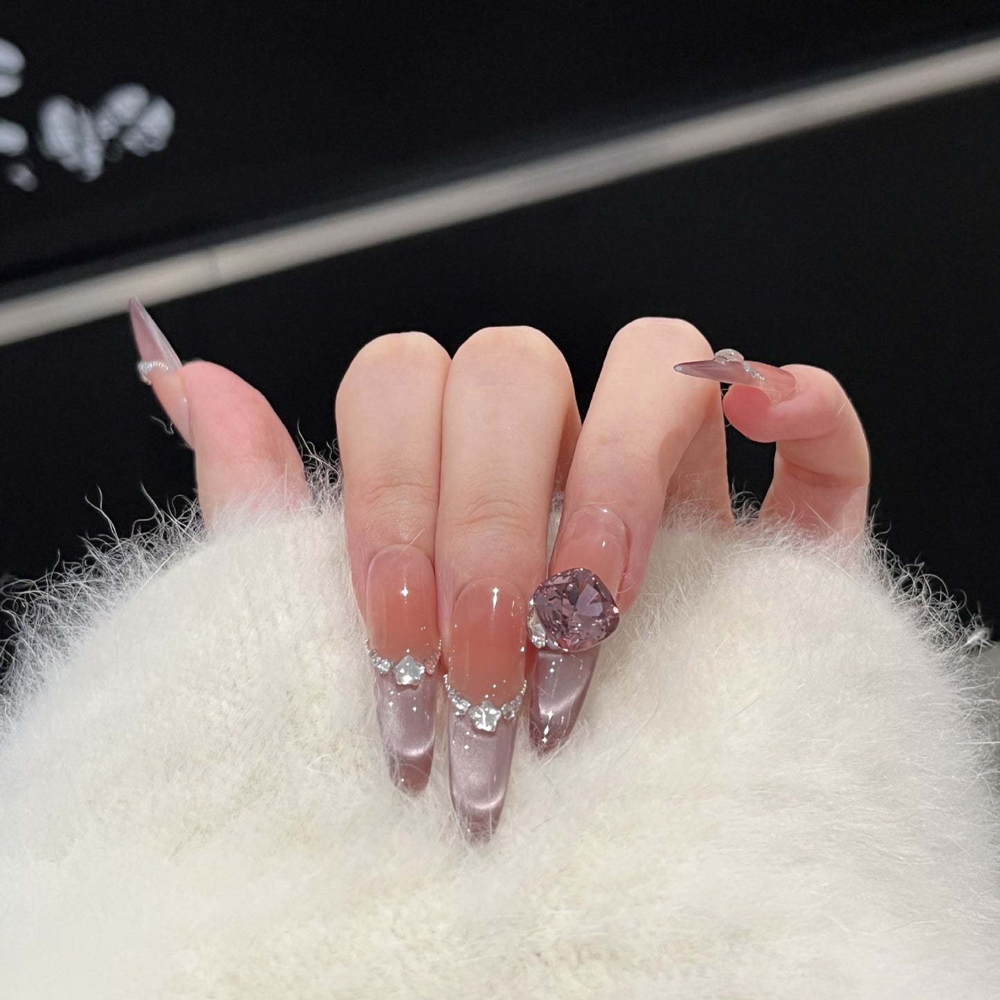 Decorative Crystal-Embellished Acrylic Nail Tips Acalora