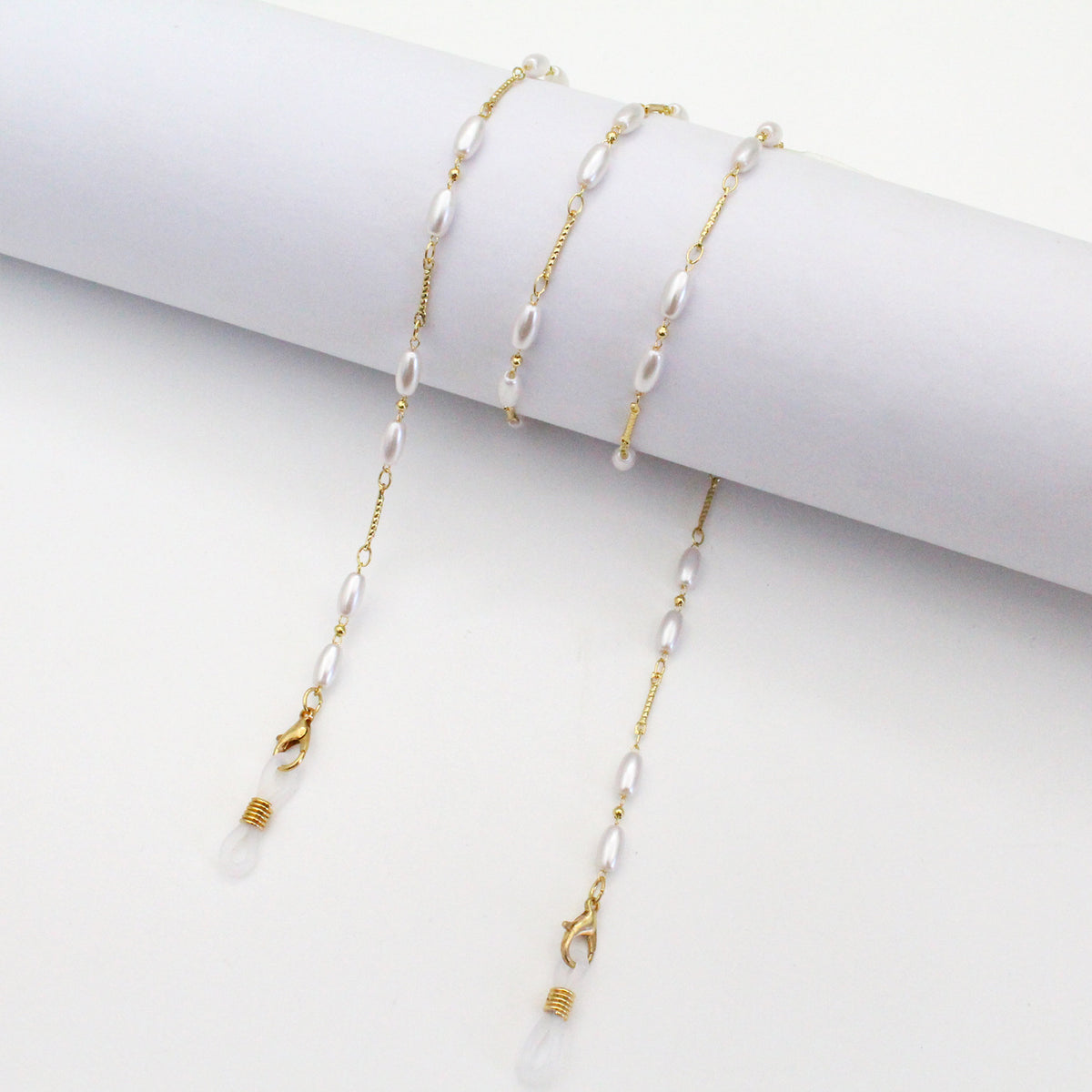 Chunky Beaded Eyewear Chain Acalora