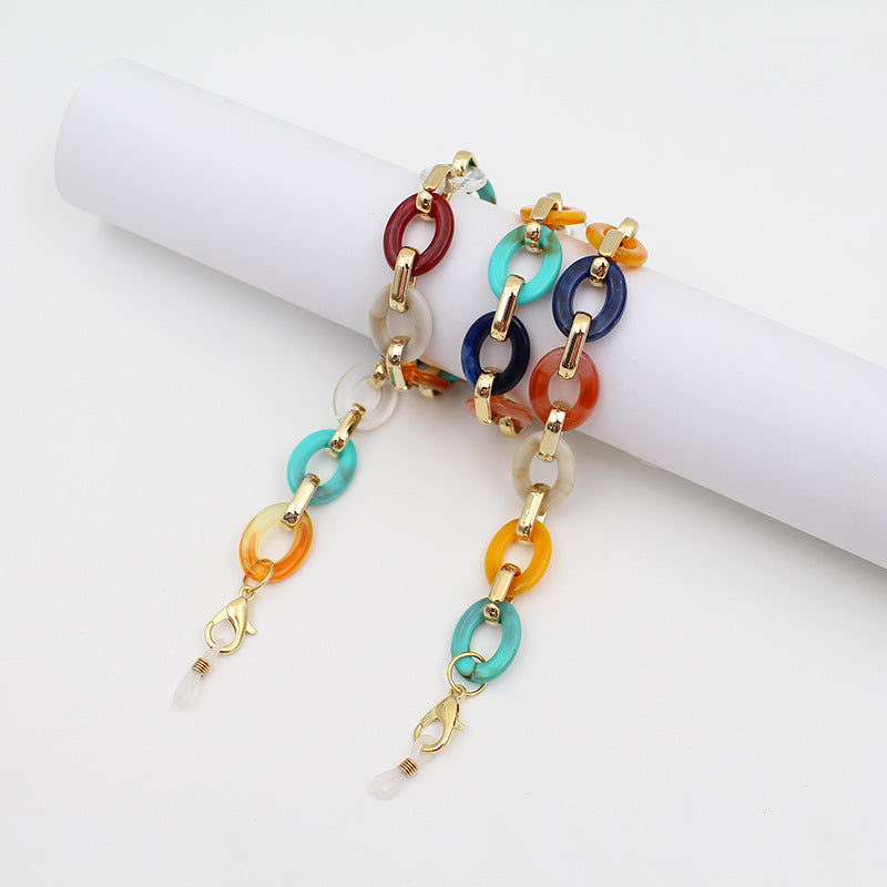 Elegant Chain Eyewear Holder Acalora