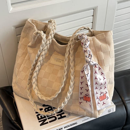 Woven Handcrafted Tote Acalora