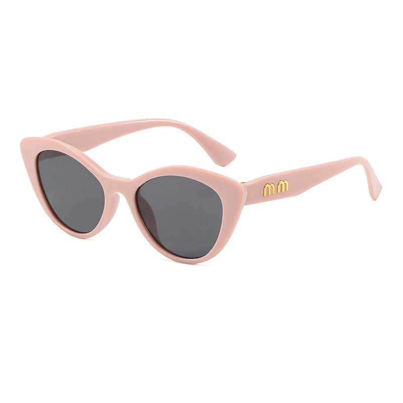 Women's Cat-Eye Sunglasses in Trendy Vintage Style Bowlift