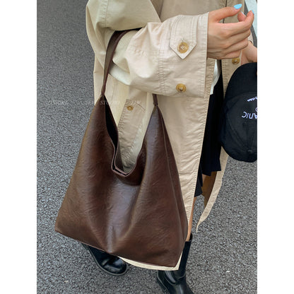 Sleek Soft Leather Hobo Bag Acalora