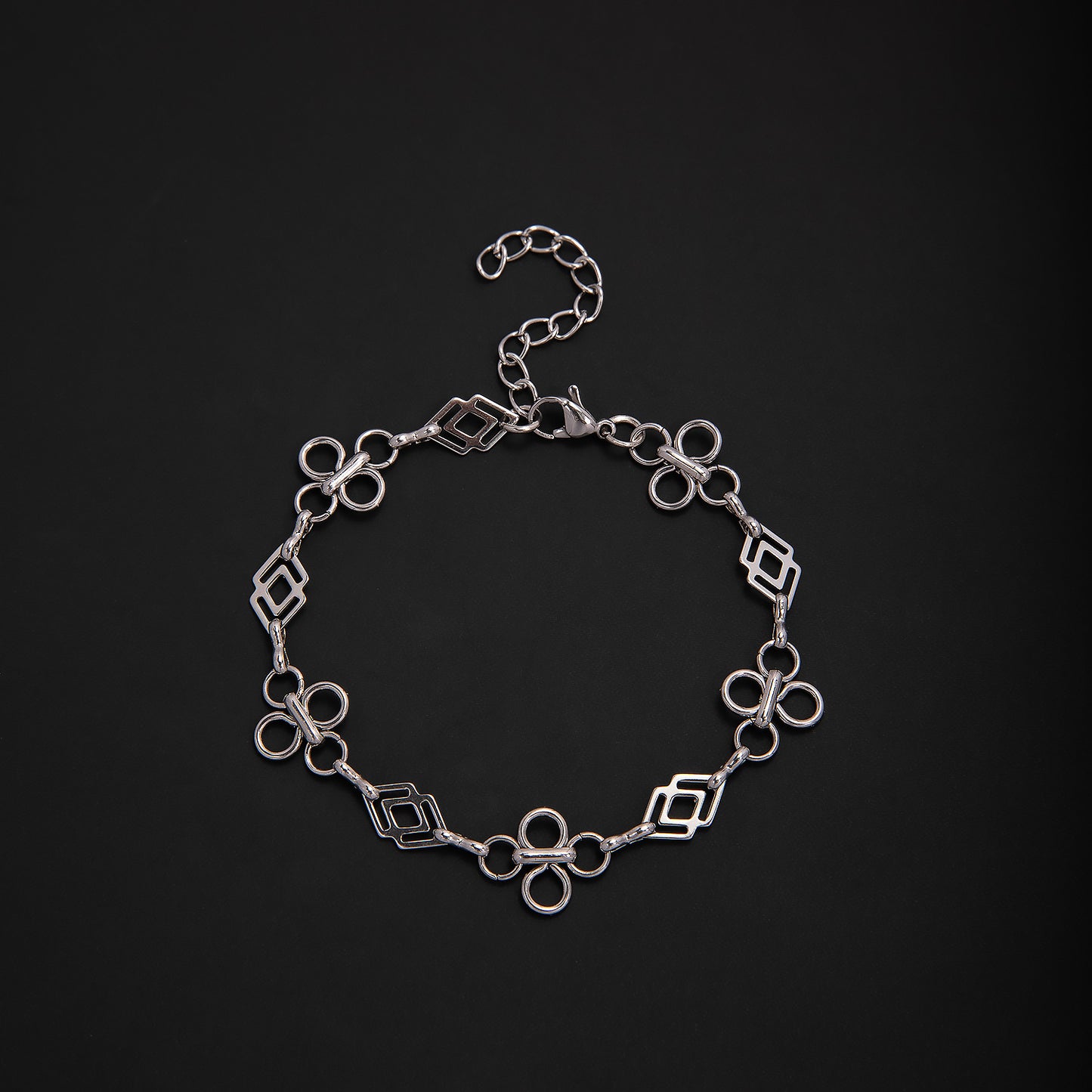 Elegant Geometric Link Bracelet Acalora