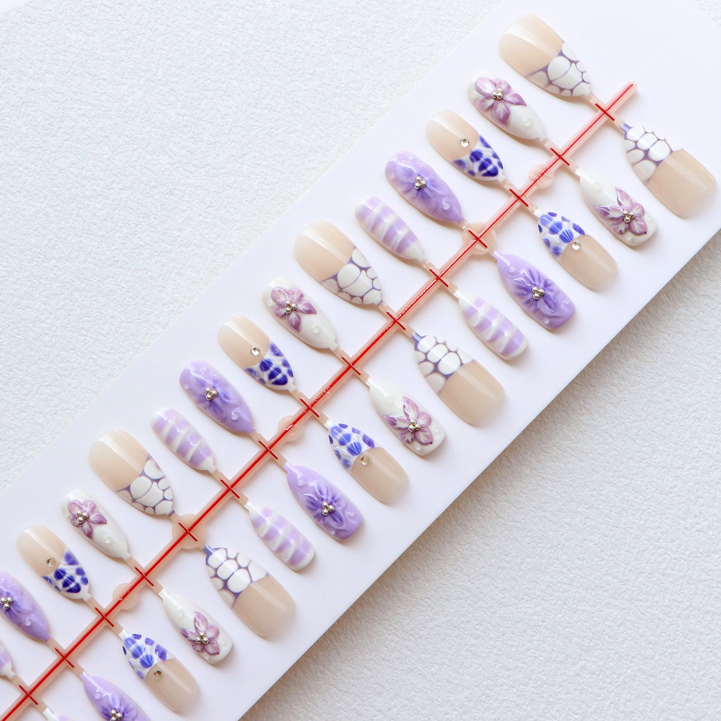 Artistic Press-On Nail Collection Acalora
