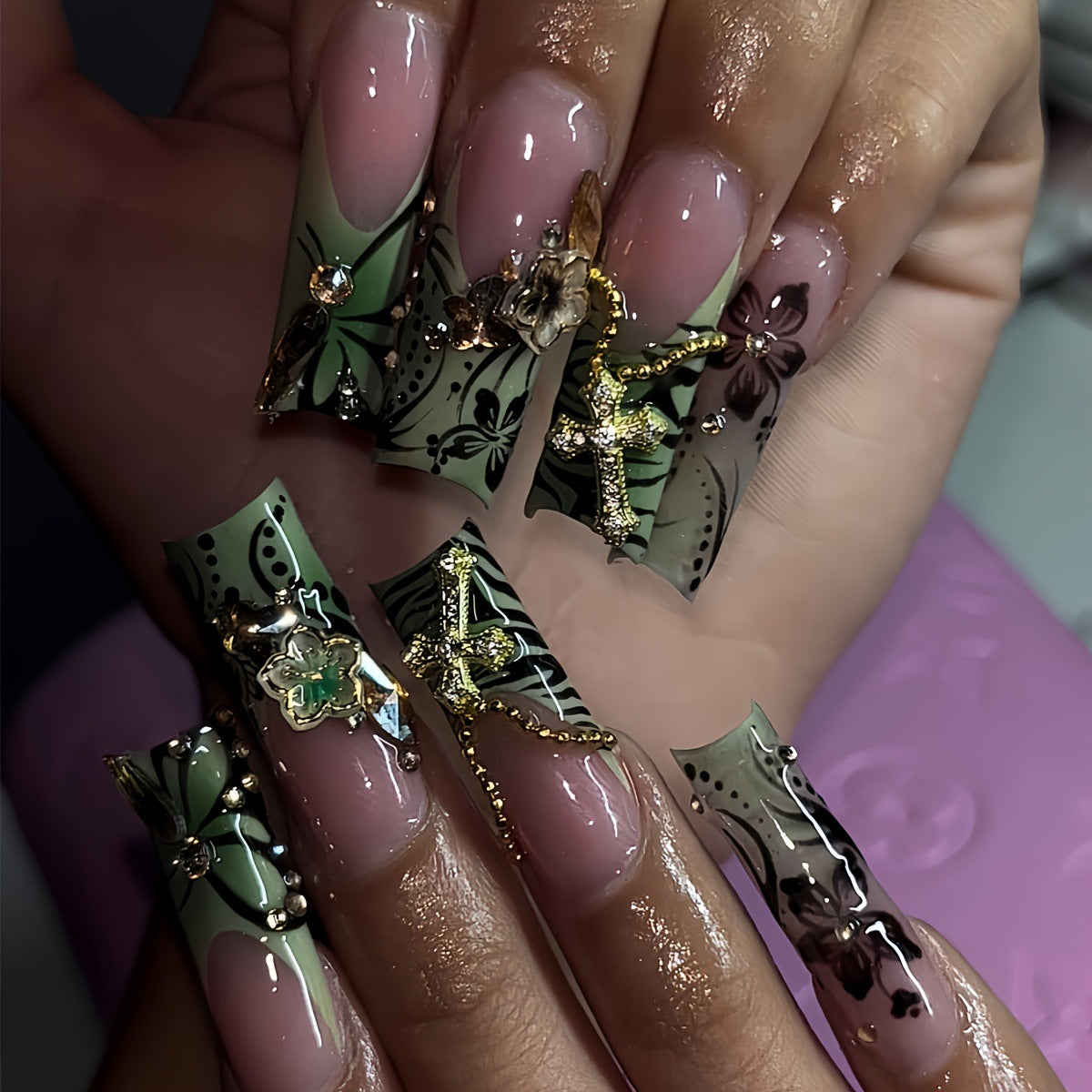 Decorative Floral Press-On Nails with Gem Accents Acalora