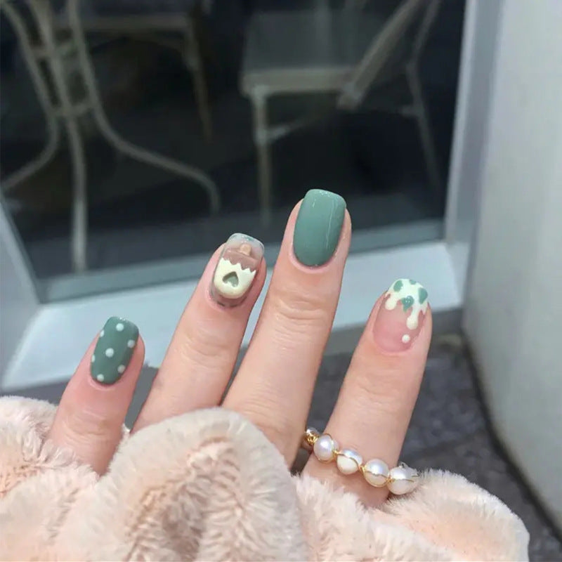 Nail set with intricate design Acalora