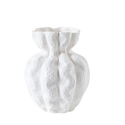 Elegant and modern flower vase Acalora