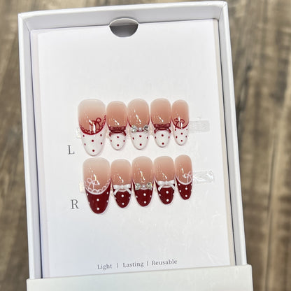 Elegant Reusable Press-On Nails with Artistic Details Acalora