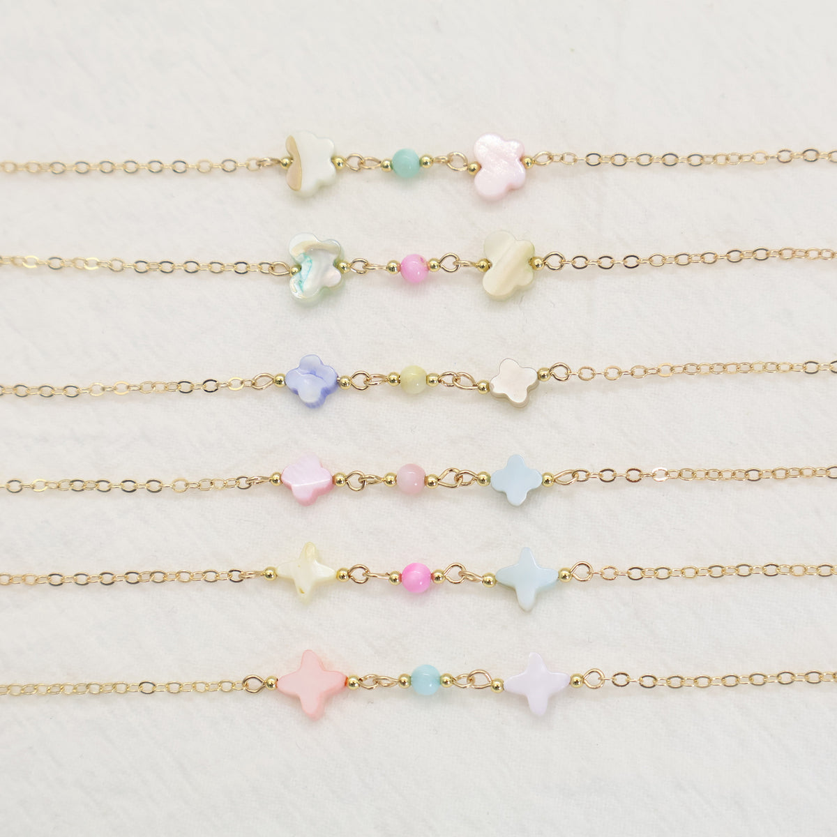 Charming Beaded Eyewear Chain Acalora