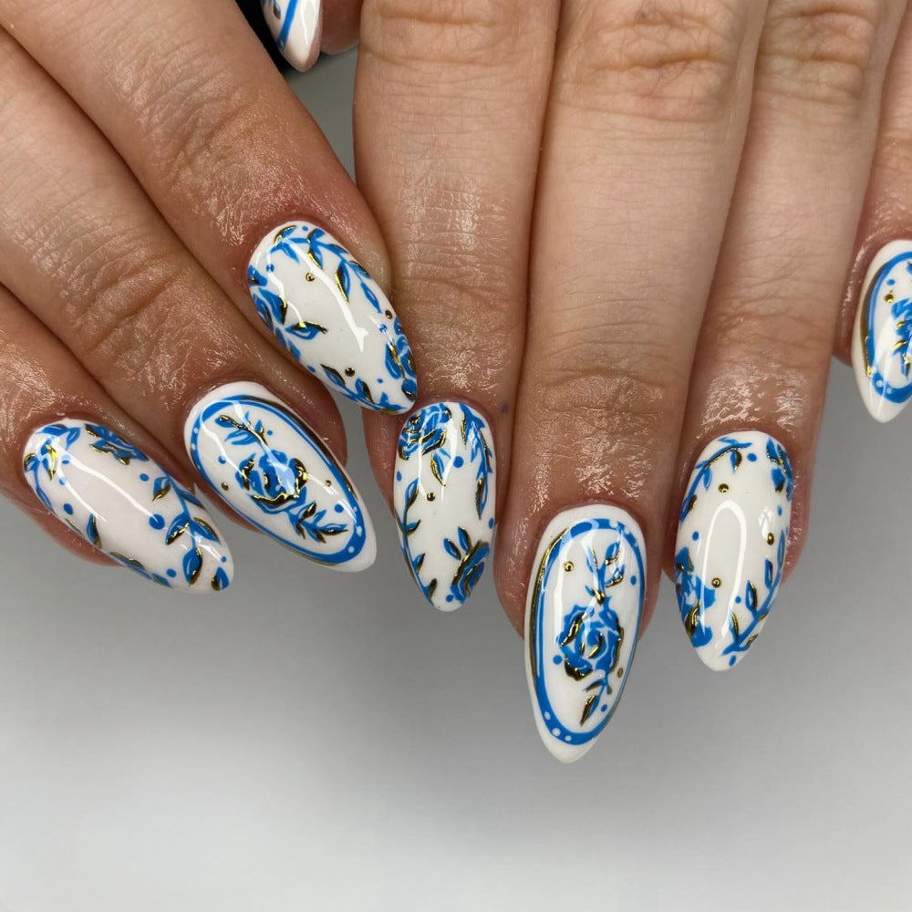 Decorative nails with floral design Acalora