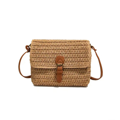 Handbag made of woven natural material with leather accents Bowlift