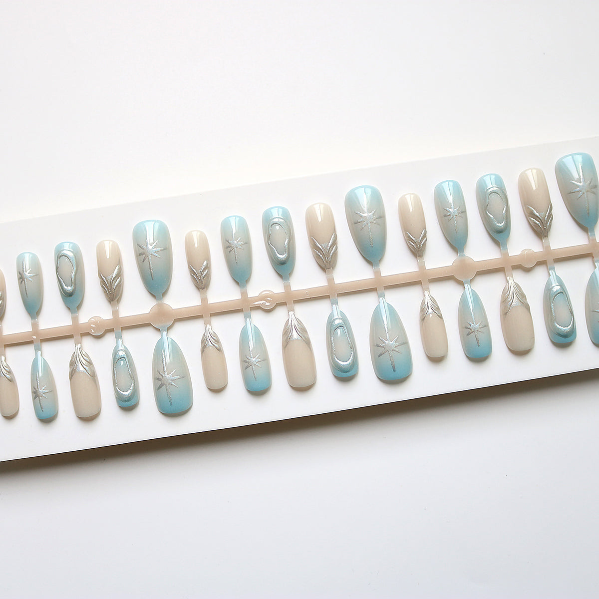 Artistic Press-On Nail Art Set with Silver Accents Acalora