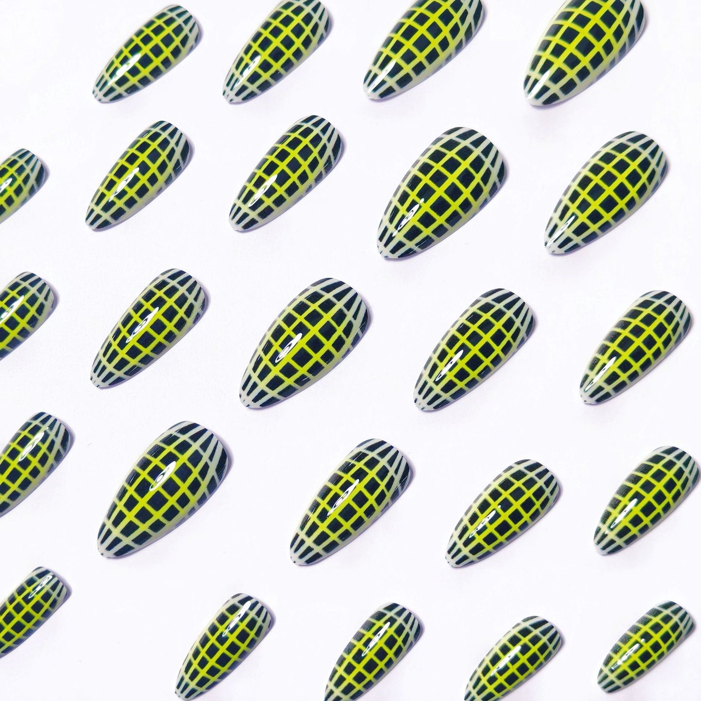 Trendy Geometric Nail Art Acalora