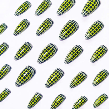 Trendy Geometric Nail Art Acalora