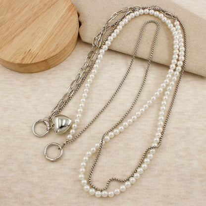 Heart-Designed Beaded Eyewear Chain Acalora
