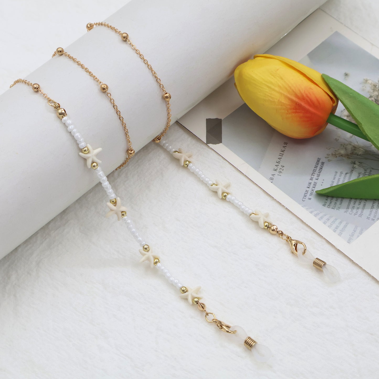Beach-Inspired Beaded Eyewear Chain Acalora