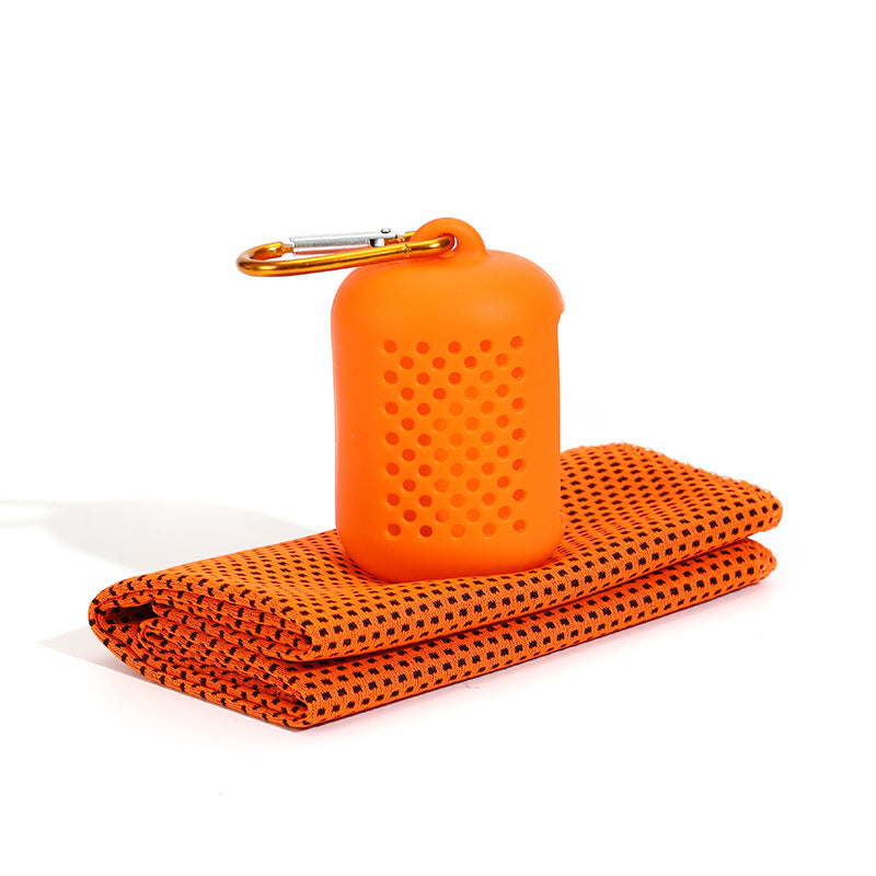 Unisex cooling towel in storage case Karnz
