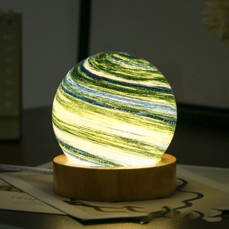 Skanto | Fortryllende Planet Lampe – Et Univers av Farger og Drømmer
