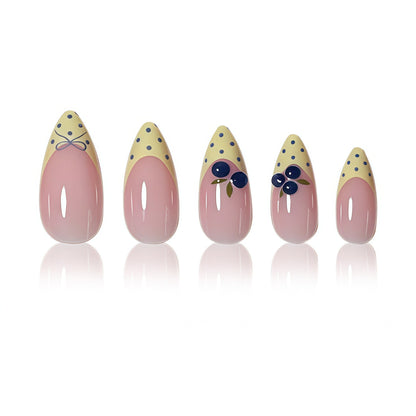 Elegant Floral Accent Press-On Nail Set Acalora