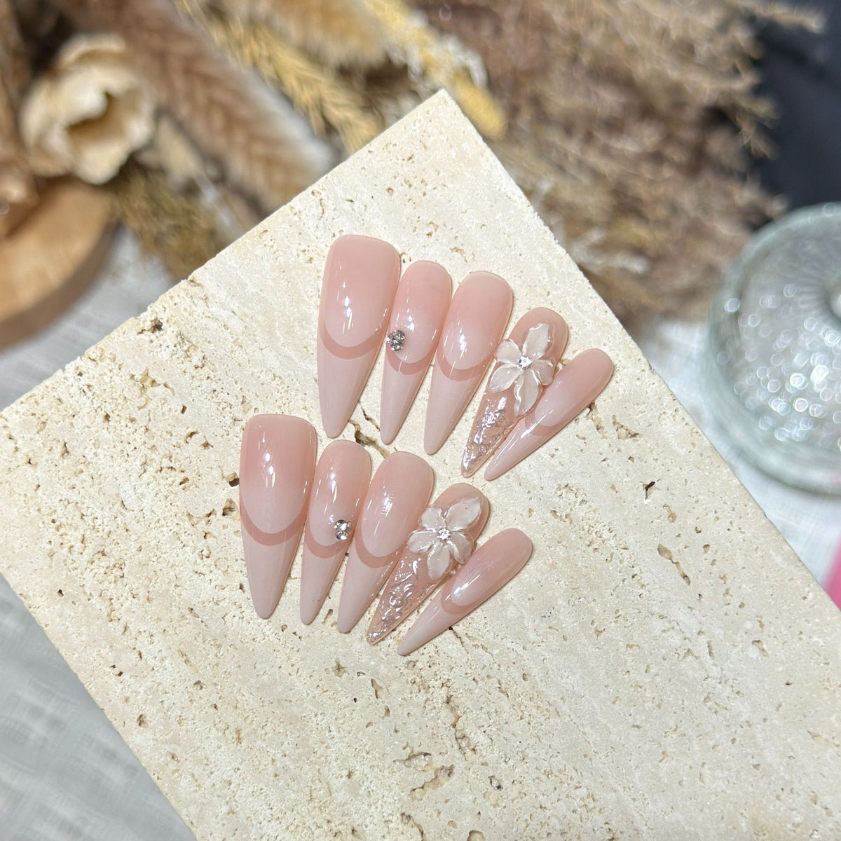 Elegant Stiletto Press-On Nail Art Set with Floral Accents Acalora