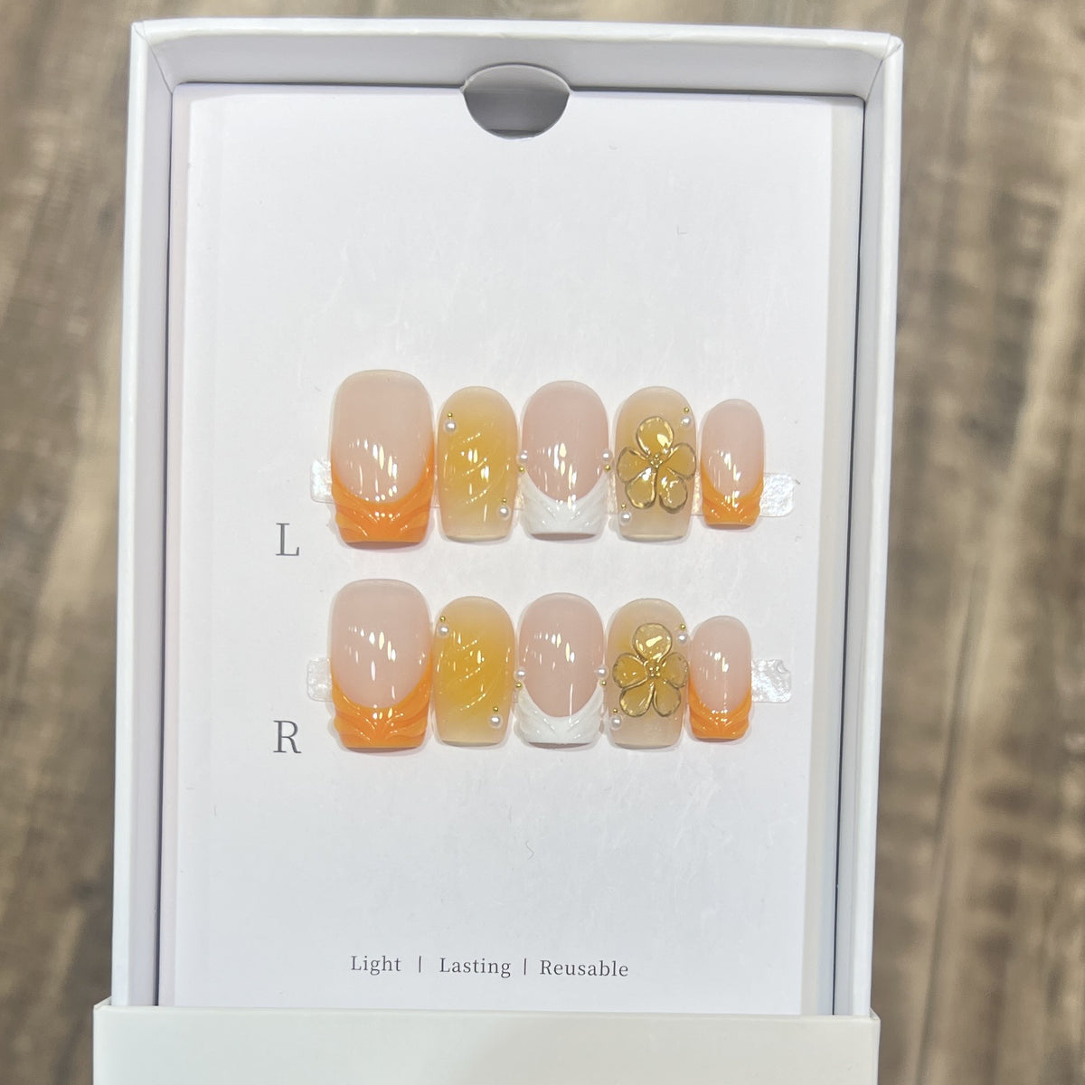 Decorative Floral Stiletto Press-On Nail Set Acalora