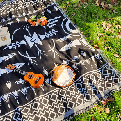 Artistic Geometric Throw Blanket