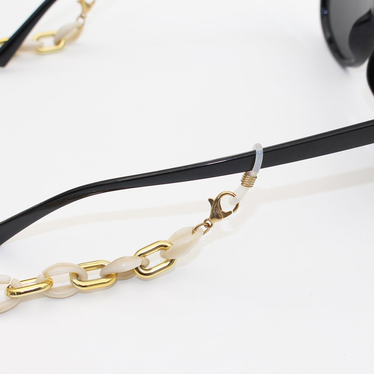 Stylish Eyewear Chain Holder Acalora