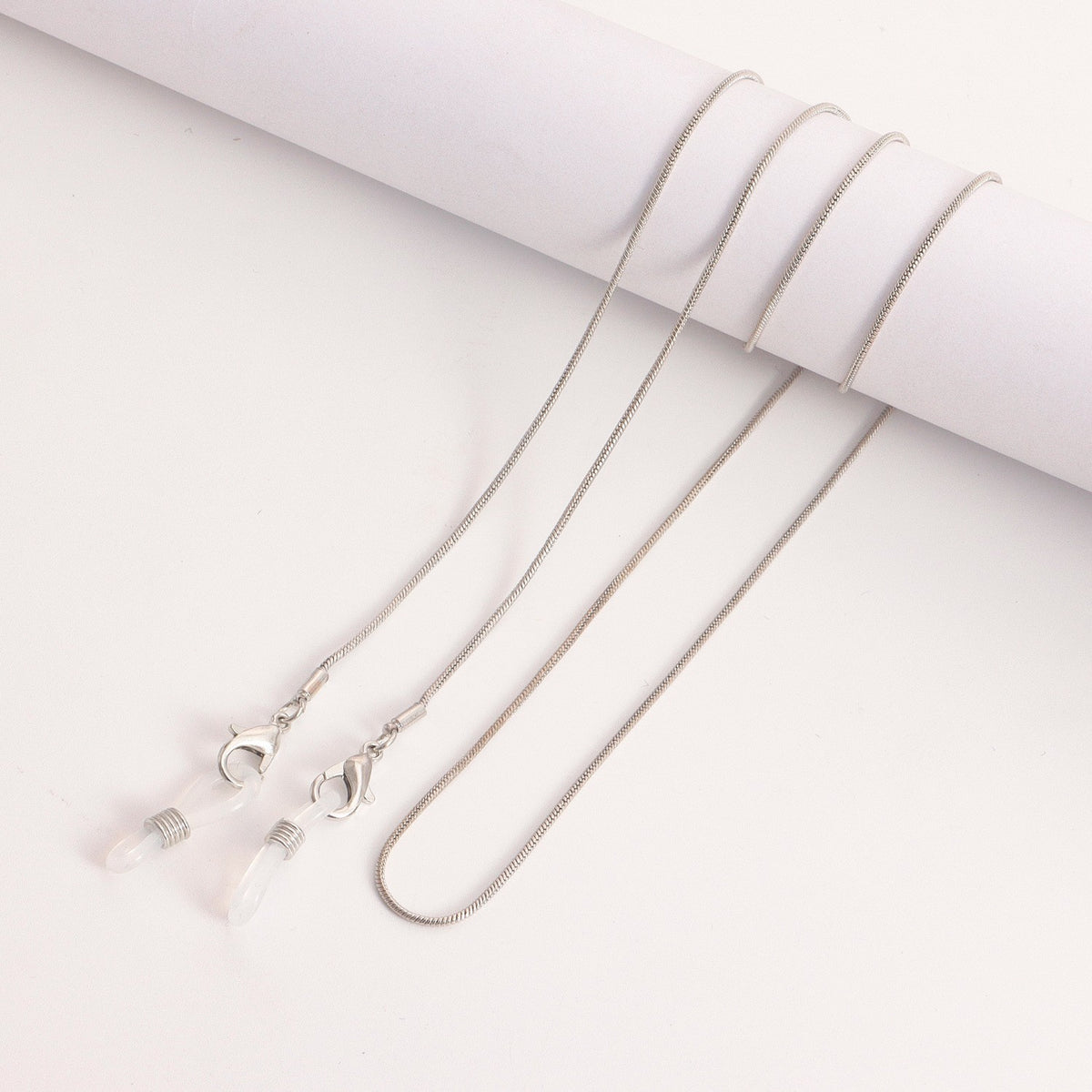 Elegant Eyewear Chain Acalora