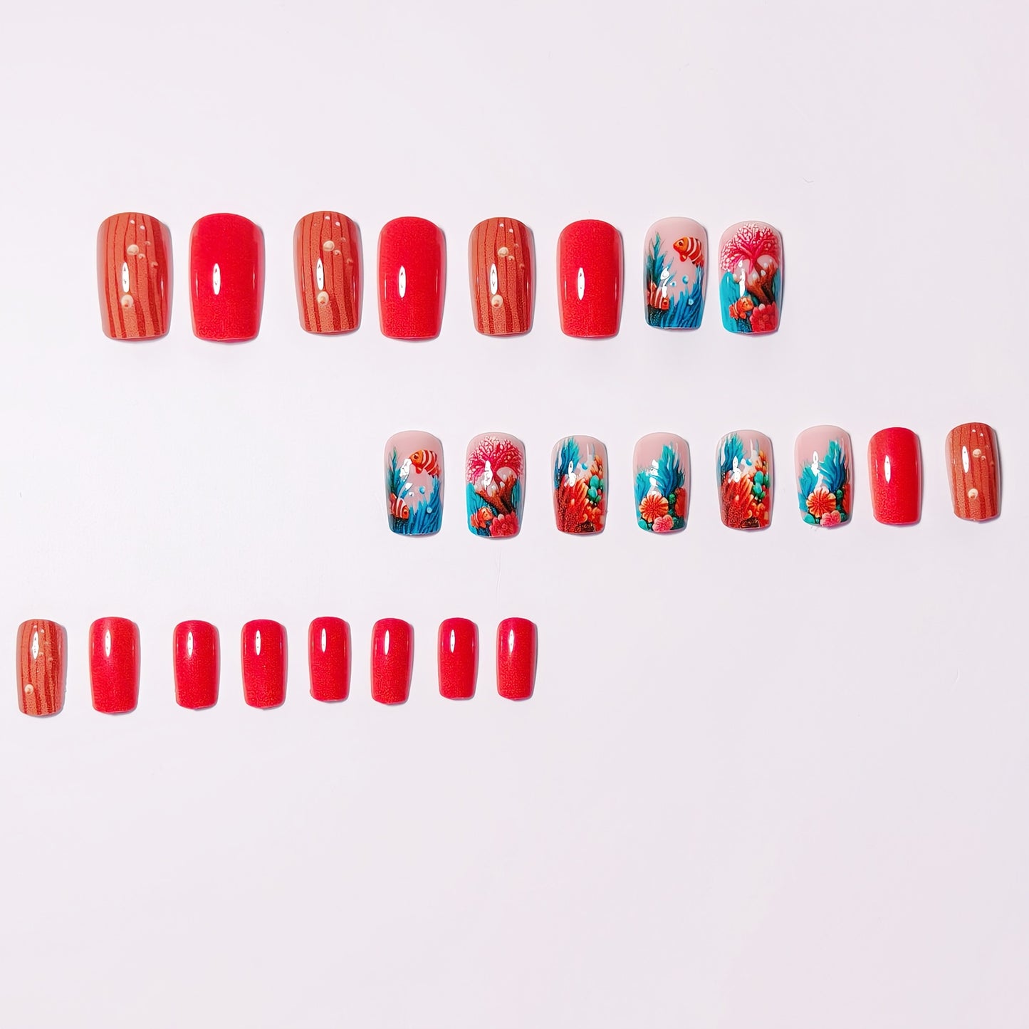 Artistic Underwater-Themed Nail Art Acalora