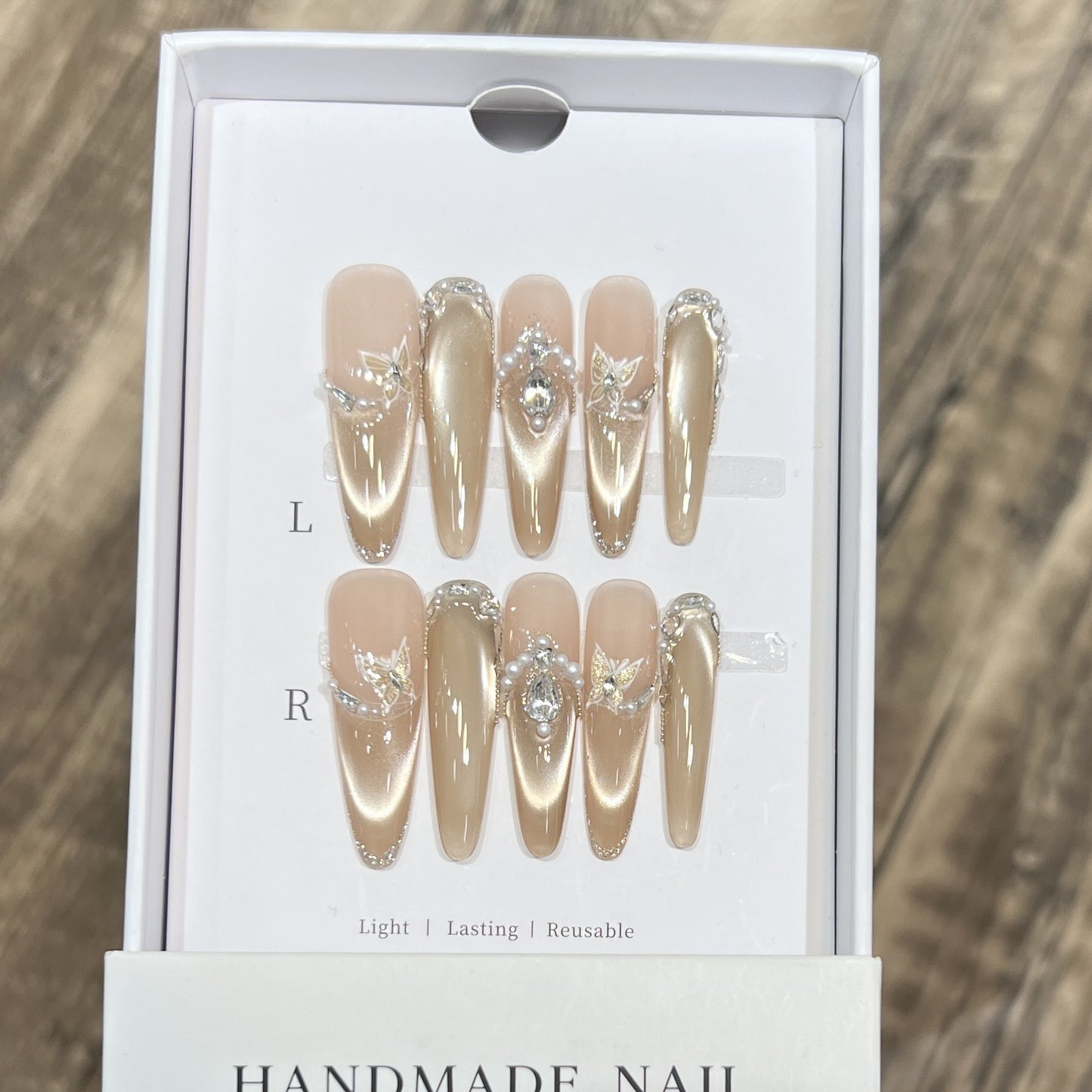 Artisan Press-On Nail Set Acalora