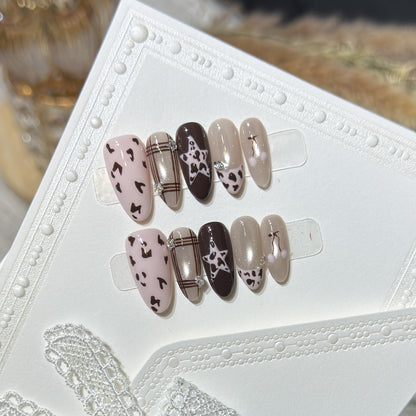 Artistic Press-On Nail Art Set with Unique Pattern Designs Acalora