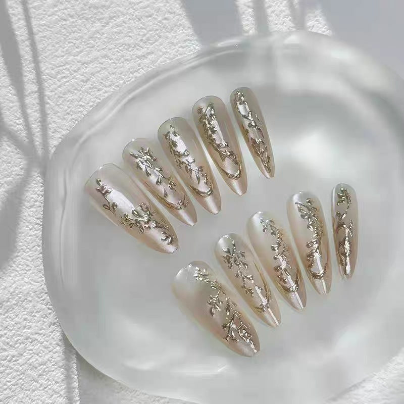 Artistic Sculpted Press-On Nails Acalora