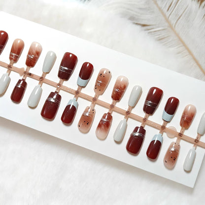 Artificial nails with elegant decorative accents Acalora