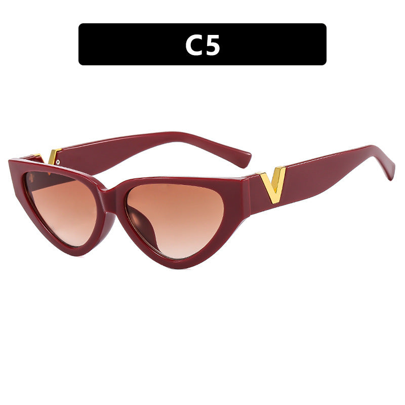 Women's Cat-Eye Sunglasses with modern stripe pattern and elegant accent Karnz