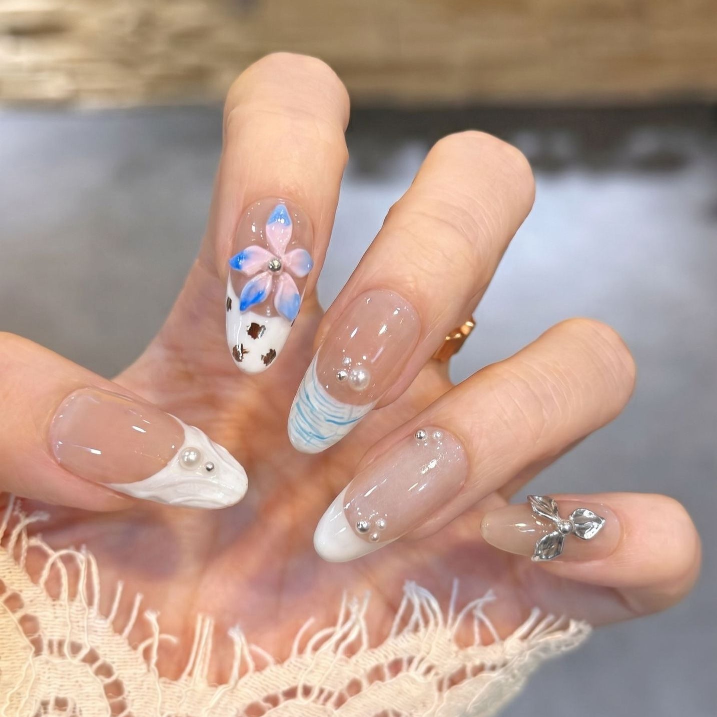Floral Embellished Press-On Nail Art Set Acalora 1788224030