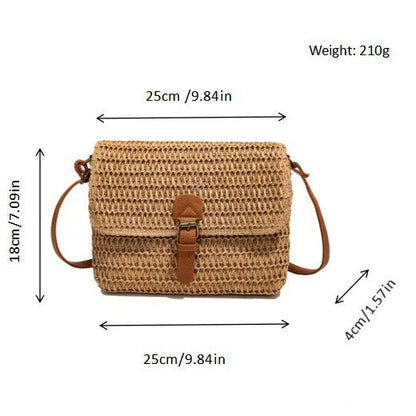 Handbag made of woven natural material with leather accents Bowlift