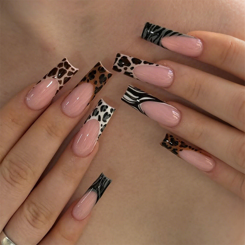 Artistic Patterned Press-On Nail Set Acalora