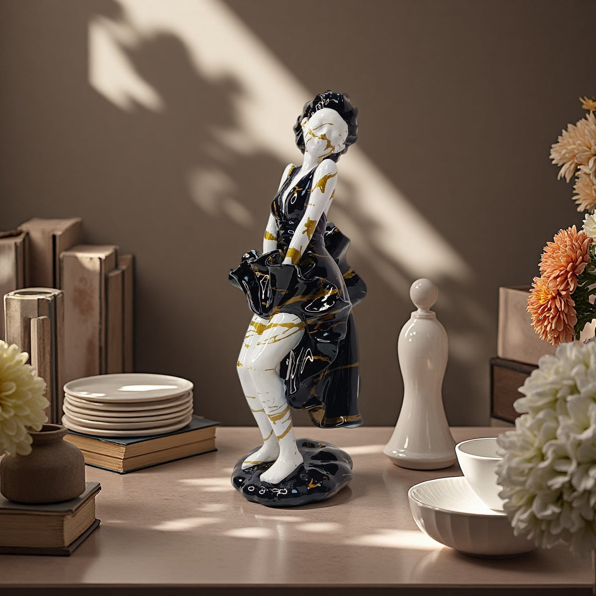 Artistic figure with beach design Acalora