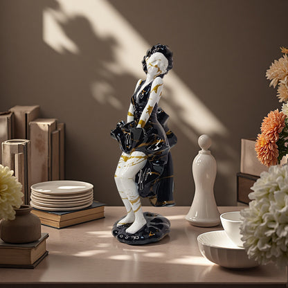 Artistic figure with beach design Acalora