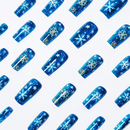 Festive Winter-Themed Glitter Nail Art Acalora