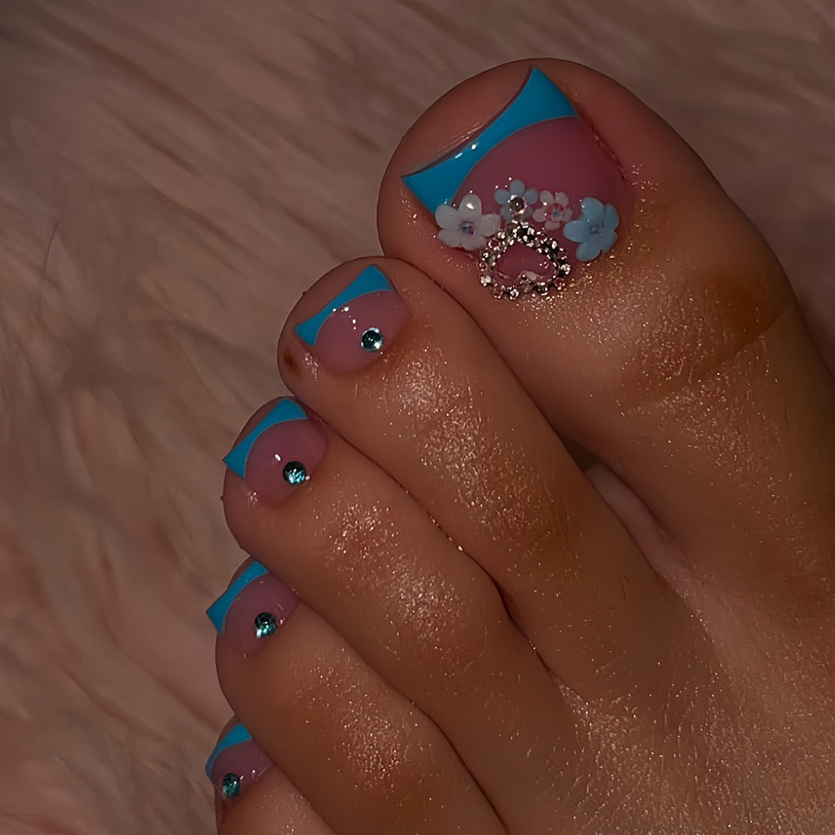 Elegant Nail Art Acalora