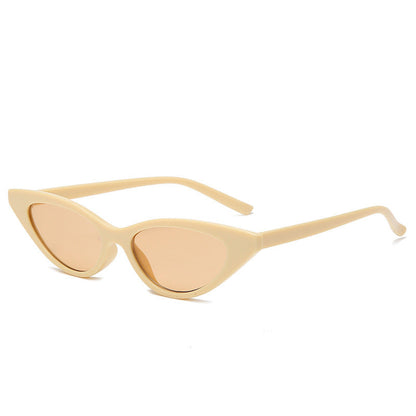 Women's Cat-Eye Sunglasses with Comfort and UV Protection Bowlift