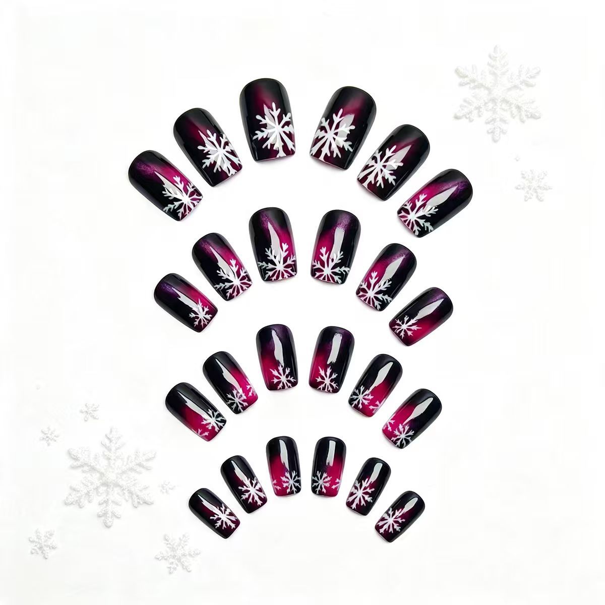 Winter-Themed Detailed Nail Art Acalora