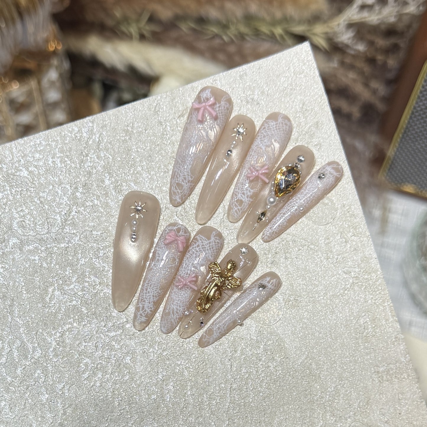 Decorative Press-On Nail Tips Acalora