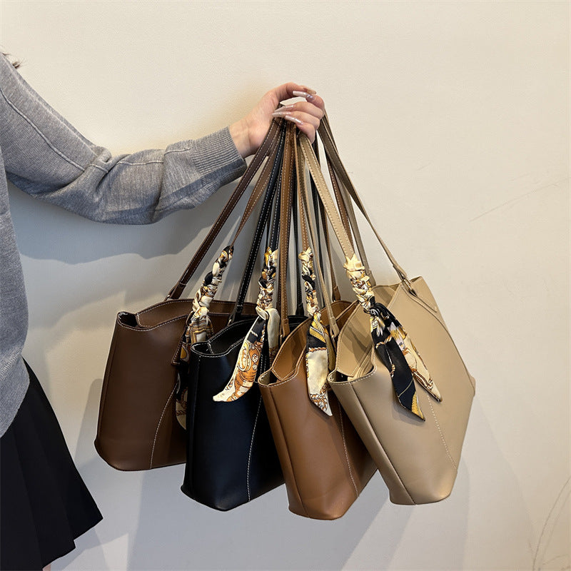 Elegant Structured Tote Bag Acalora