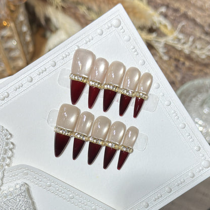 Glamorous Stiletto Press-On Nail Art Set with Gold Accents Acalora
