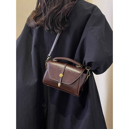 Vintage-Inspired Leather Shoulder Bag Acalora