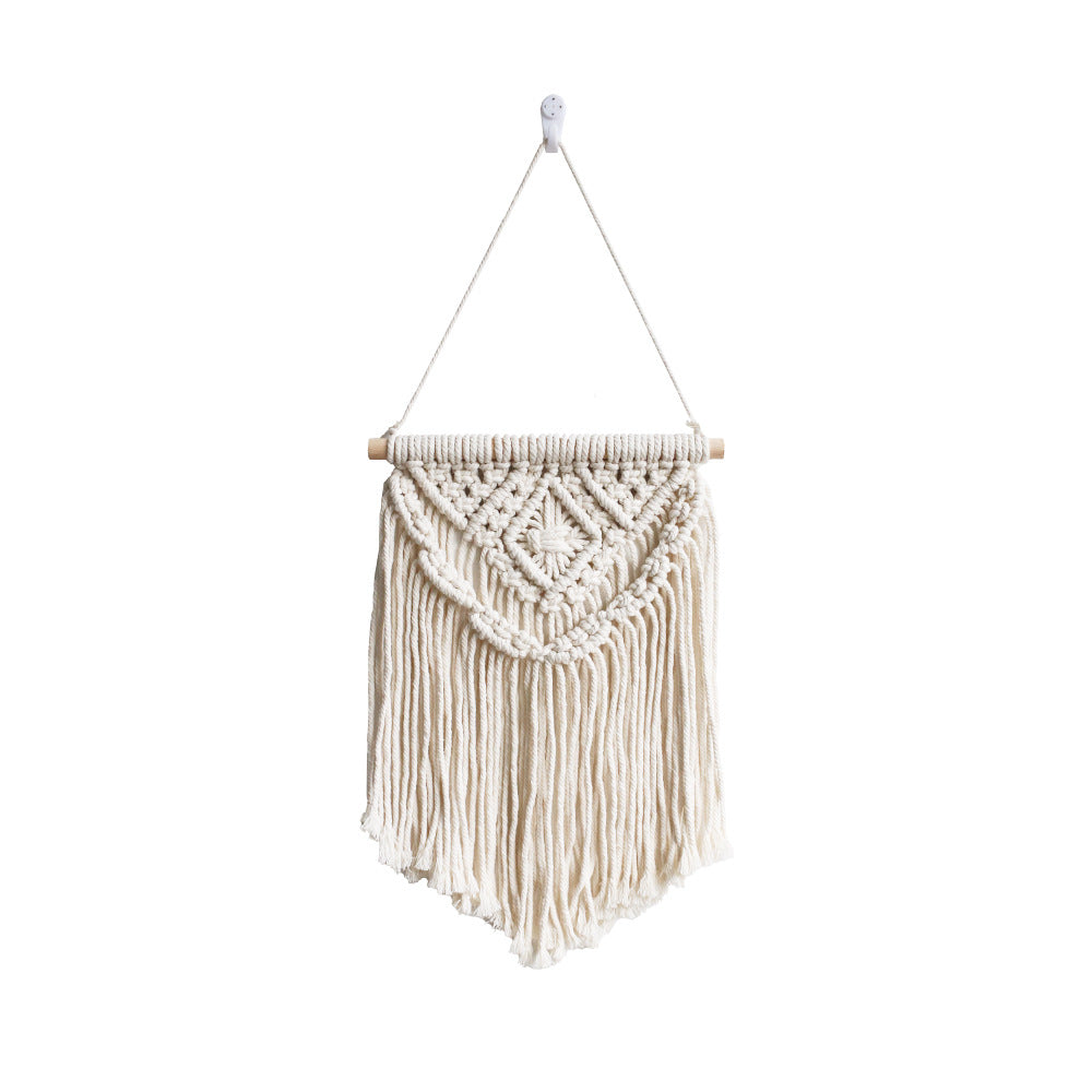 Macramé Wall Hanging with Artistic Fringes